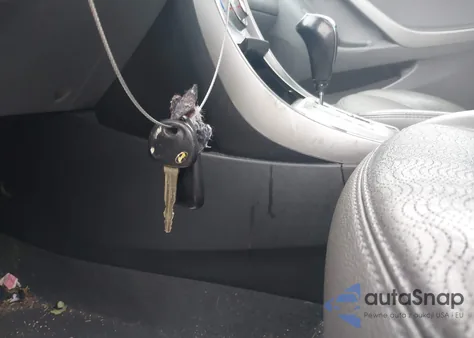 2012 Hyundai Elantra Limited from USA, damaged, VIN 5NPDH4AE0CH120139